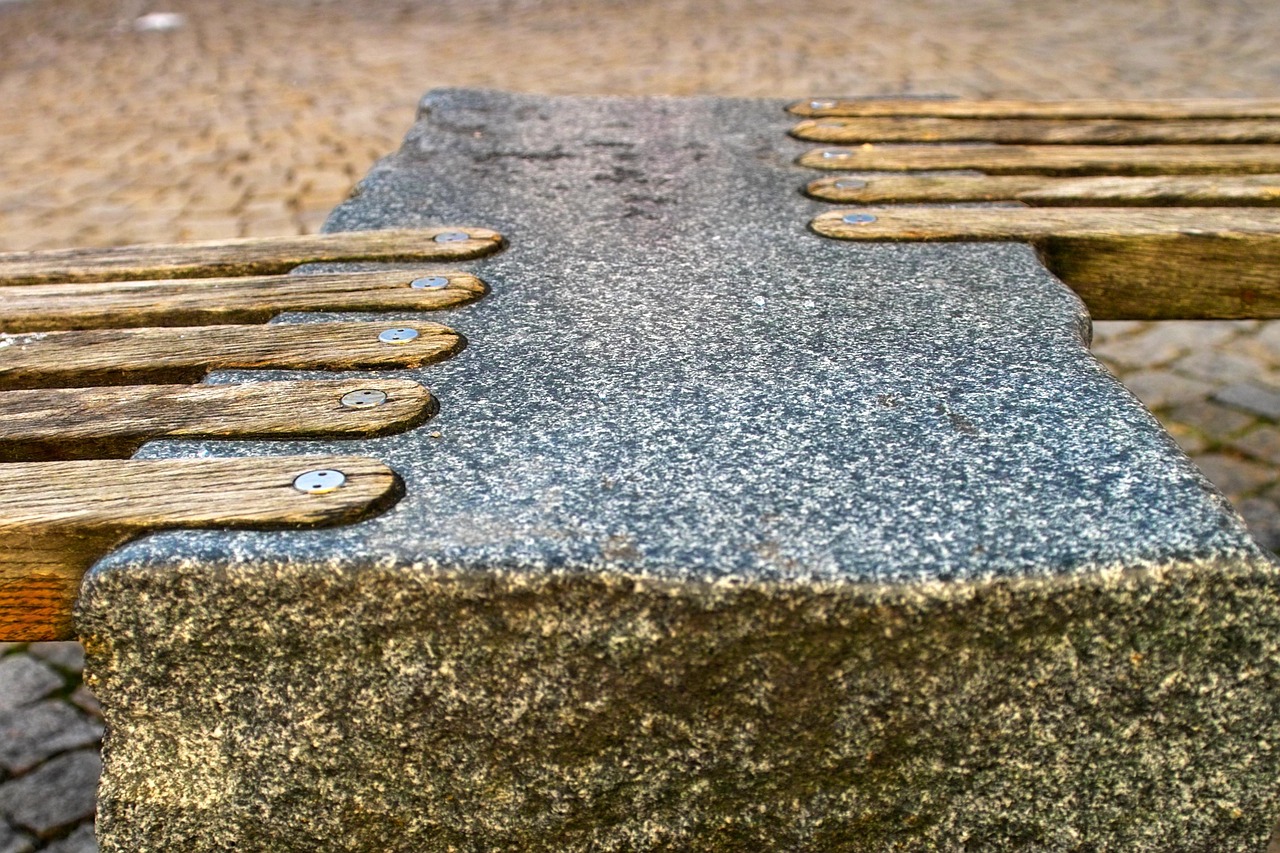 債務整理で妻の銀行口座が差押えされる可能性はあるのか？