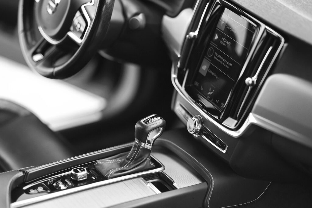 債務整理をした場合、妻の車ローンは継続できるのか？